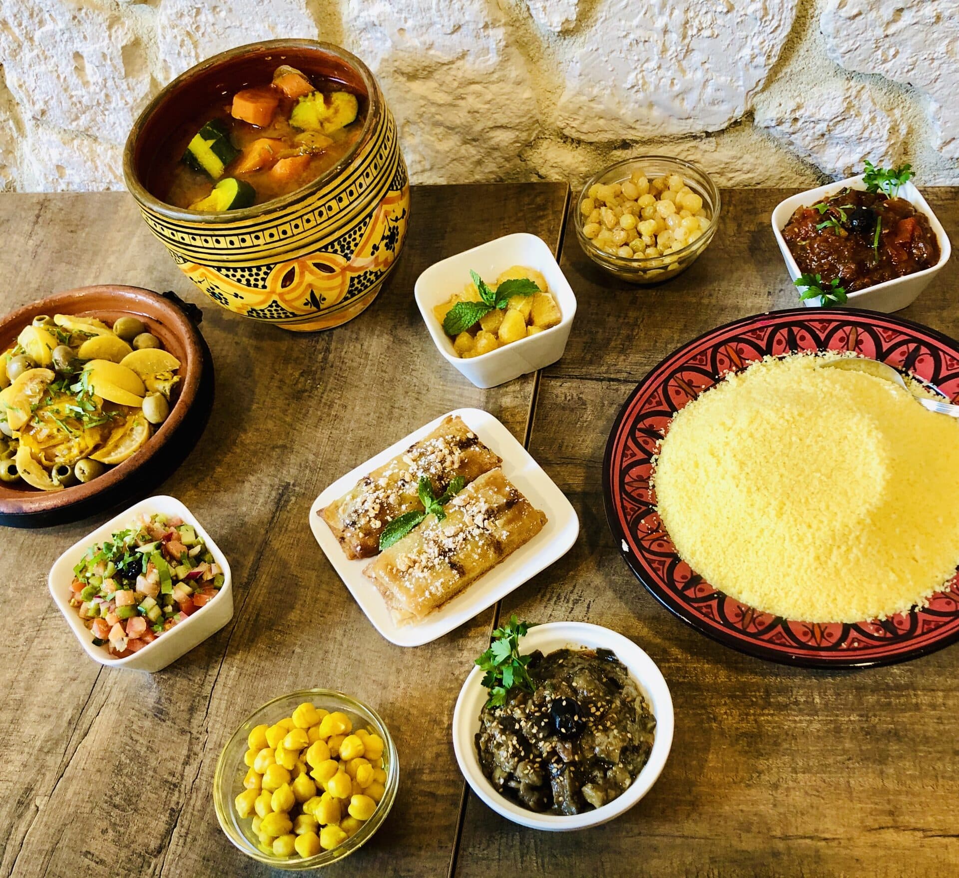 Assortiment de plats marocains — La Carte Kasbah